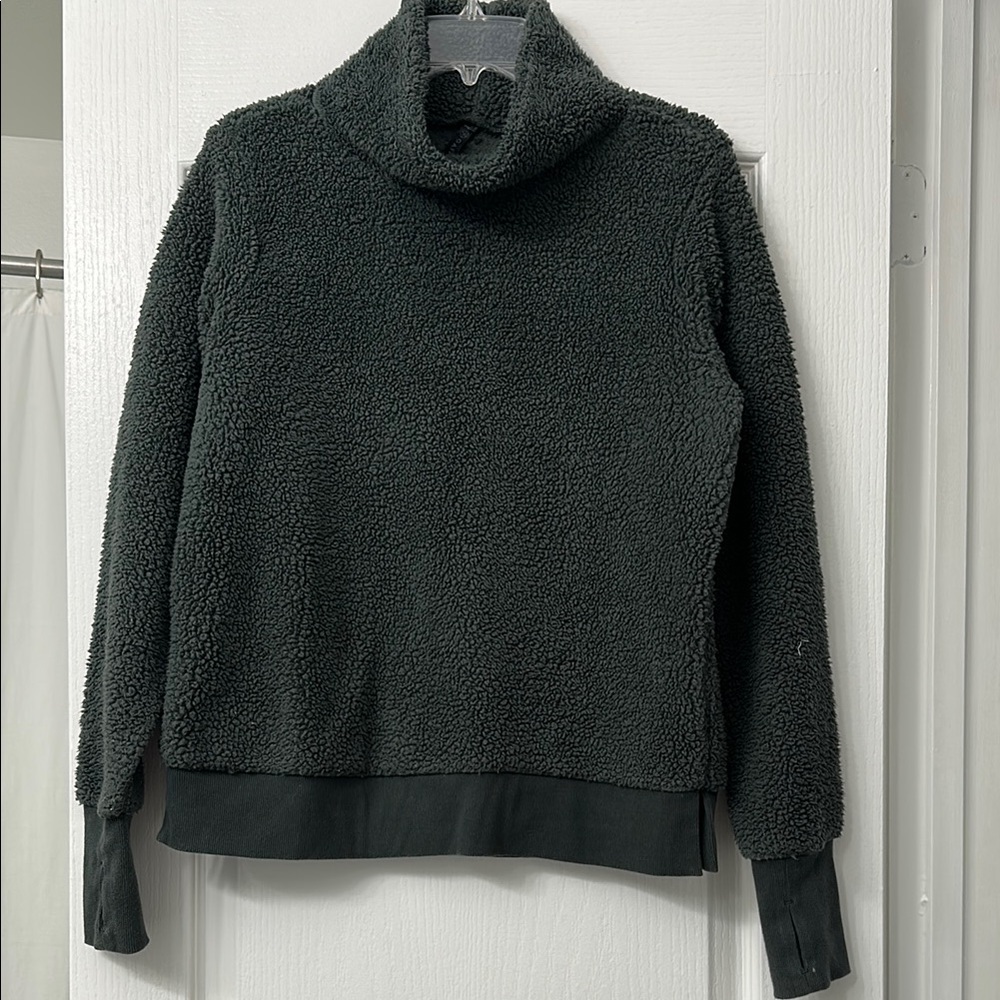 Cozy forest green Sherpa Sweater